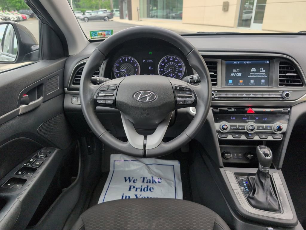 Used 2020 Hyundai Elantra Value Edition w/ Cargo Package (C1) FWD image 13