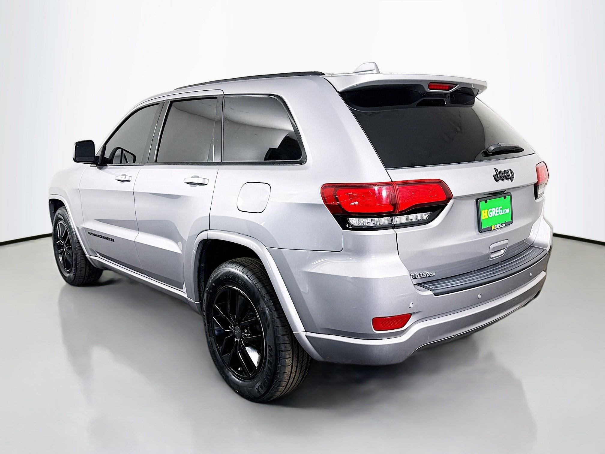 Used 2019 Jeep Grand Cherokee Altitude image 7