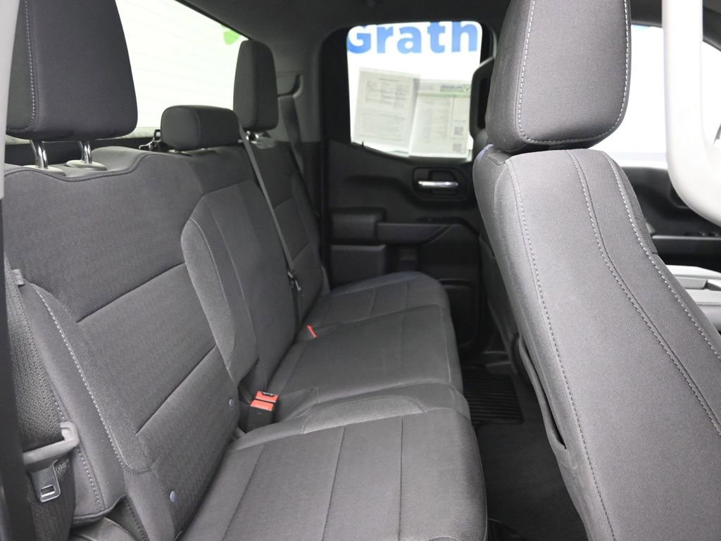 Used 2025 Chevrolet Silverado 1500 Custom AWD/4WD image 8