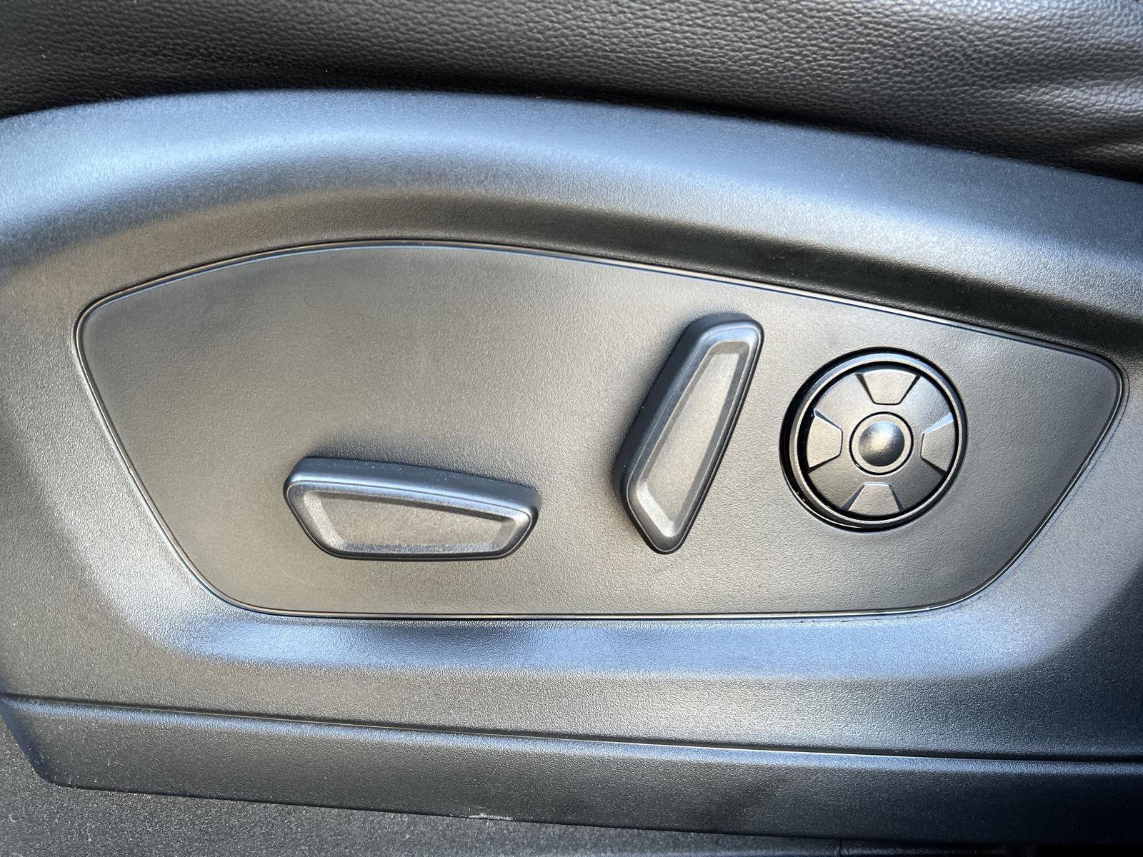 Used 2021 Ford Explorer ST w/ Equipment Group 401A image 23