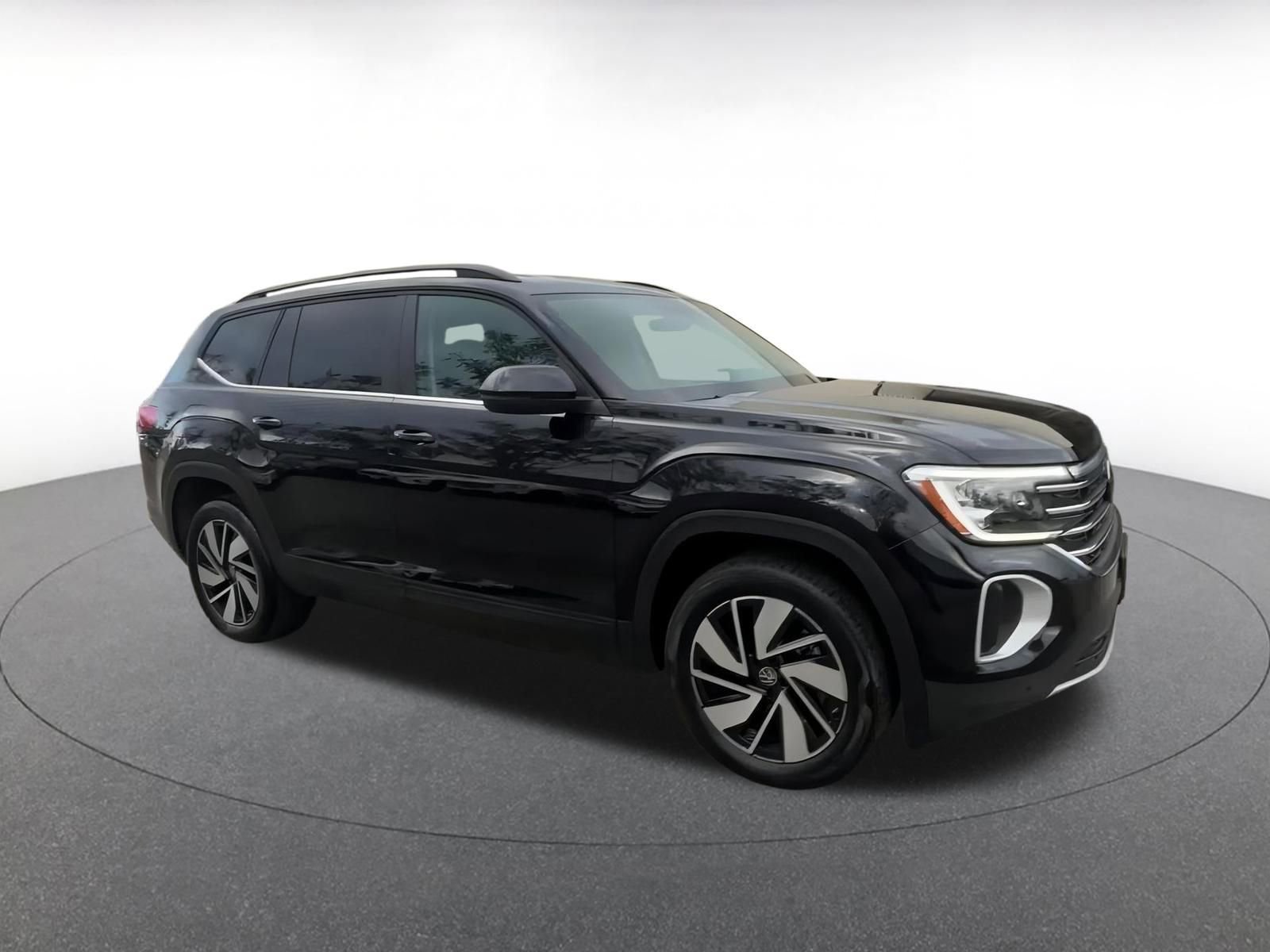 Used 2025 Volkswagen Atlas SE video 2