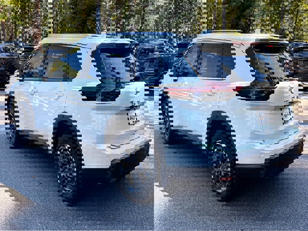New 2026 Nissan Rogue SV image 34