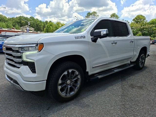 Used 2025 Chevrolet Silverado 1500 High Country w/ Technology Package AWD/4WD image 7
