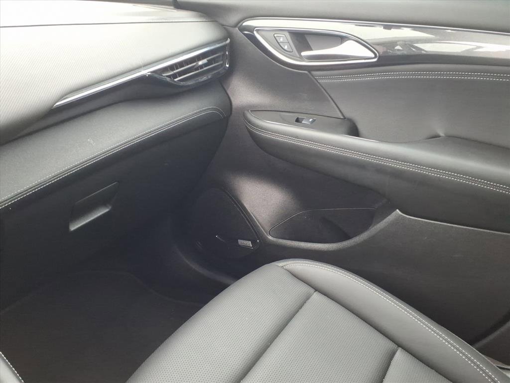Used 2024 Buick Envision Preferred image 23