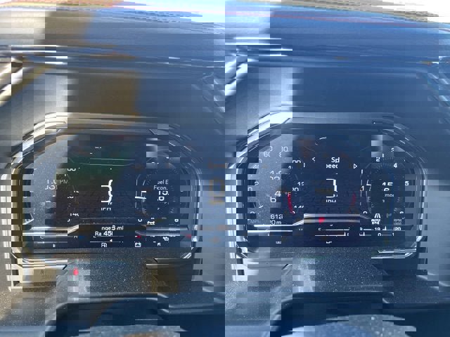 Certified 2025 GMC Sierra 1500 AT4 w/ Technology Package image 11