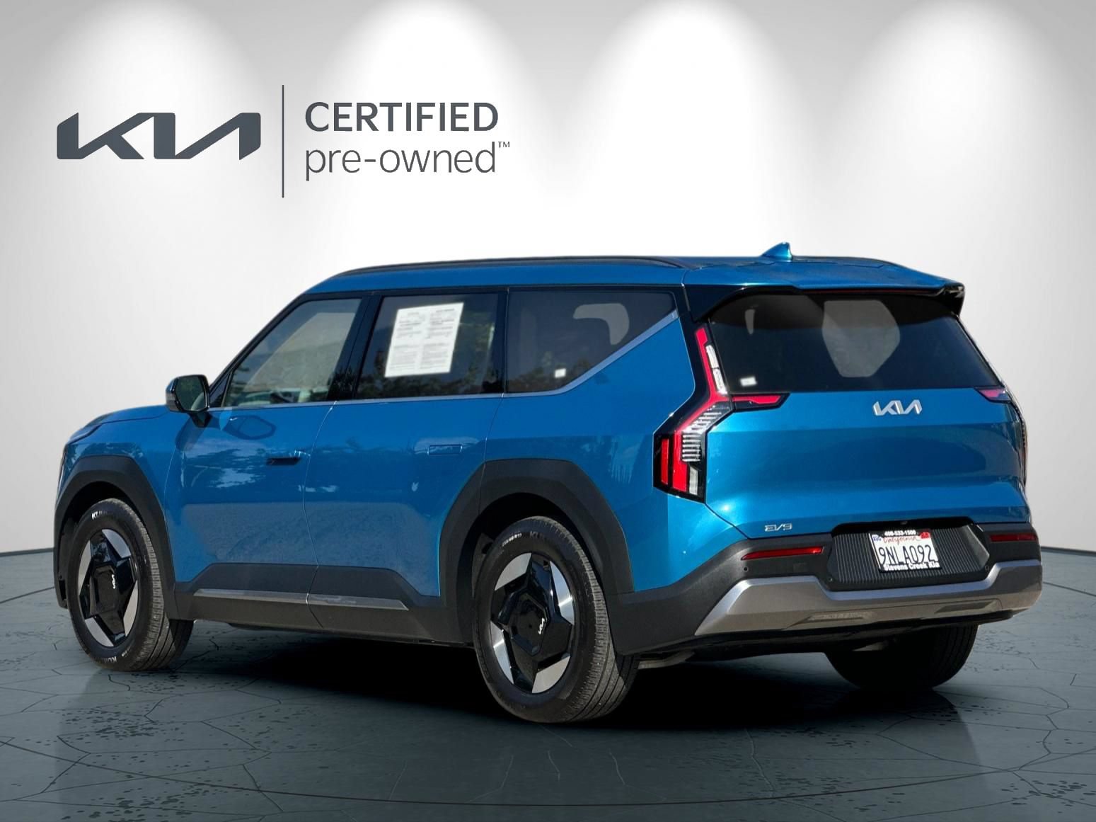Certified 2024 Kia EV9 Wind AWD/4WD image 6