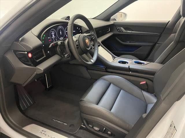 New 2025 Porsche Taycan 4S image 4