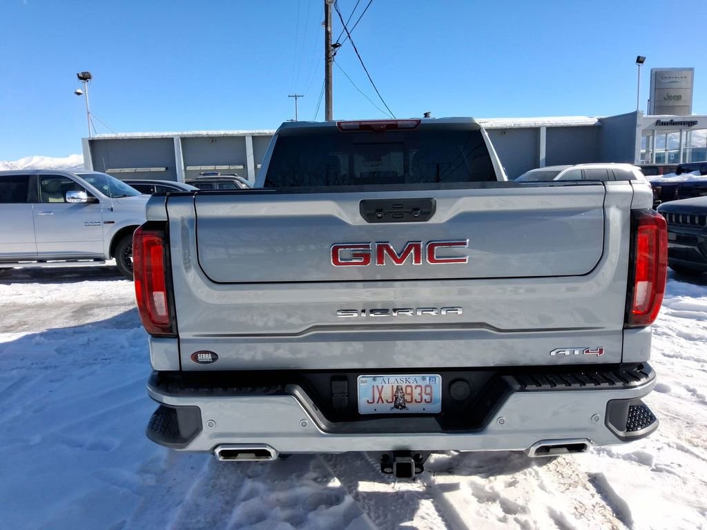 Used 2023 GMC Sierra 1500 AT4 w/ Technology Package image 7