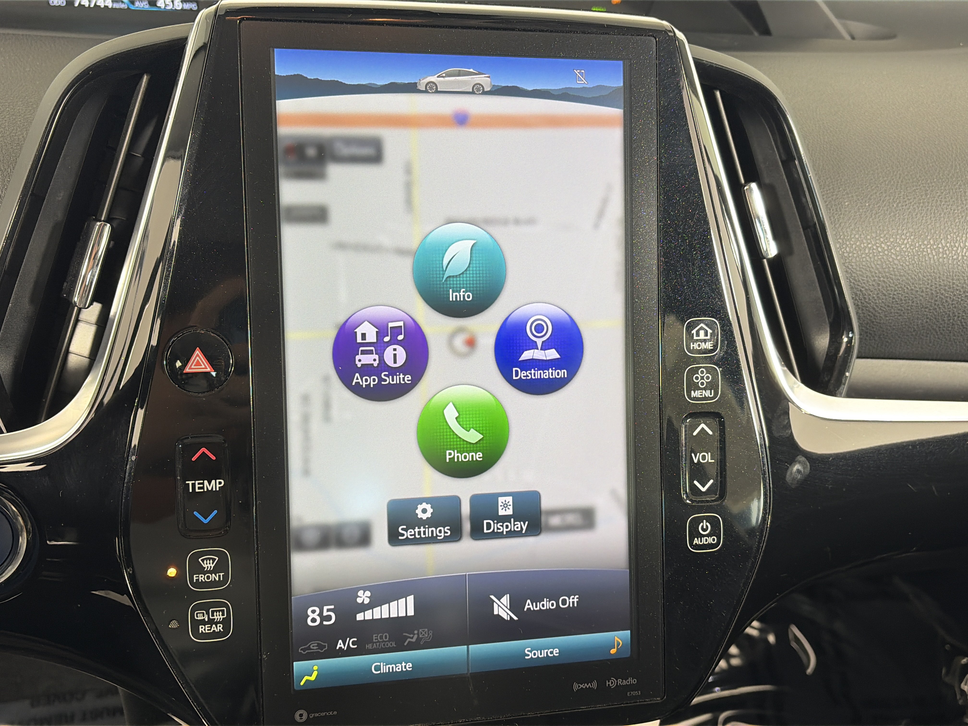 Used 2018 Toyota Prius Four Touring FWD image 19