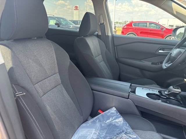 New 2026 Nissan Rogue SV FWD image 21