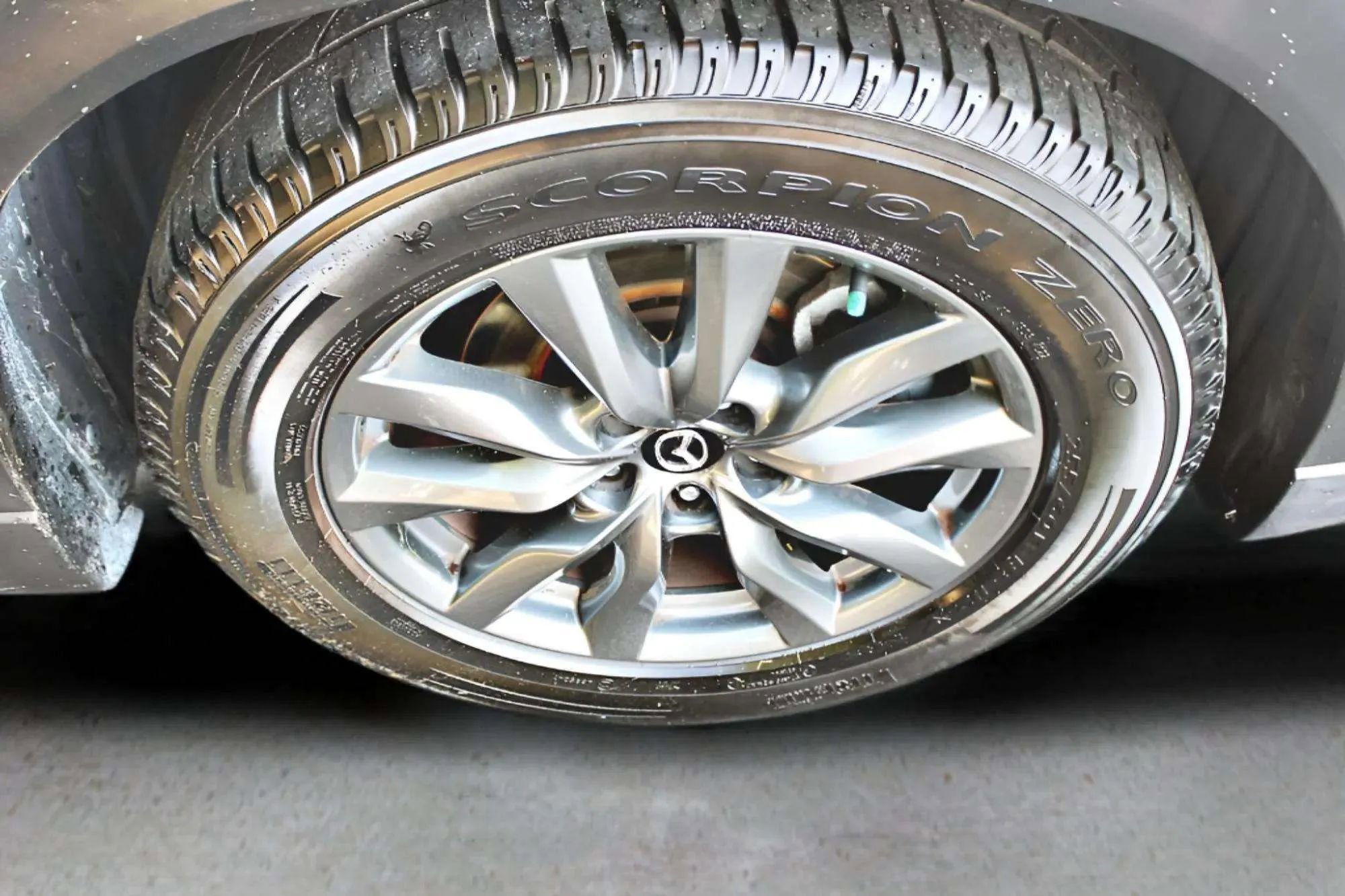 Used 2020 MAZDA CX-9 Touring FWD image 38