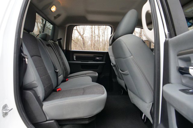 Used 2014 RAM 3500 Big Horn image 33