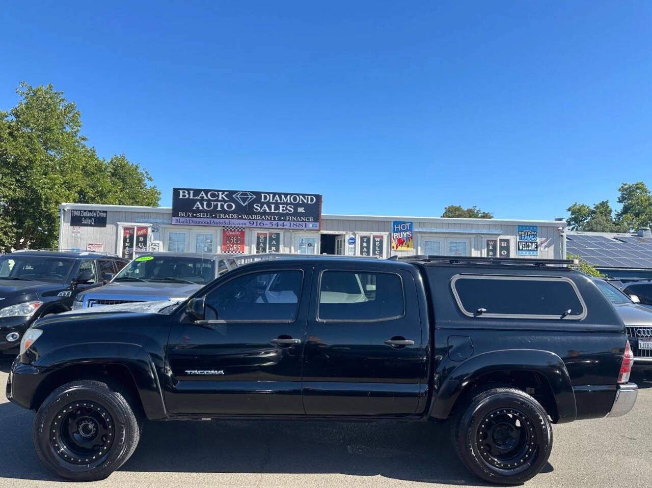 Used 2015 Toyota Tacoma PreRunner w/ SR5 Package RWD image 1