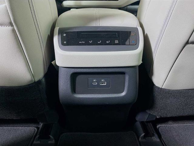 Certified 2025 Nissan Pathfinder SL AWD/4WD image 23