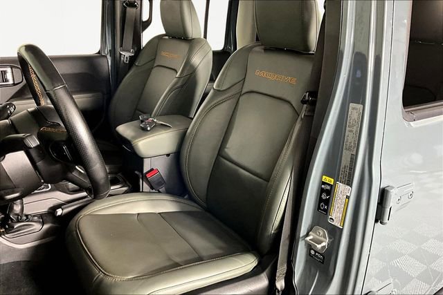 Used 2024 Jeep Gladiator Mojave w/ Technology Group image 21