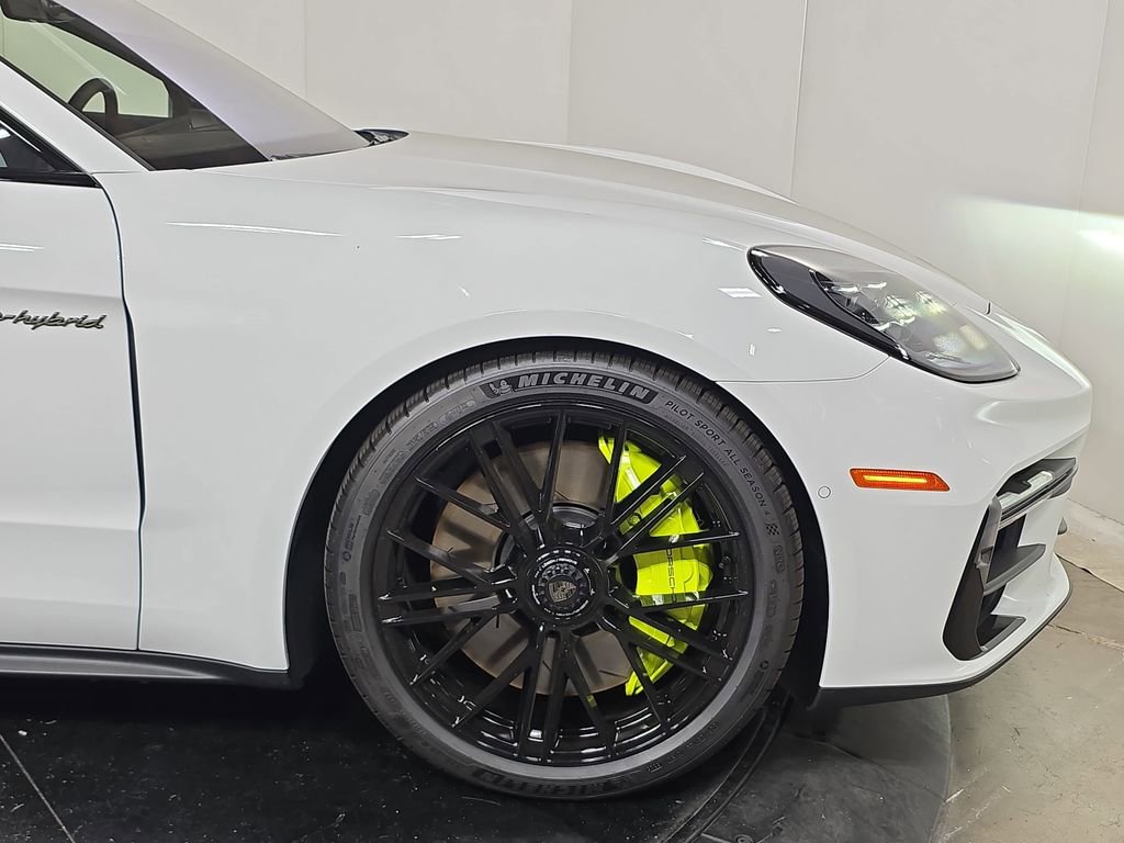 New 2026 Porsche Panamera Turbo image 11