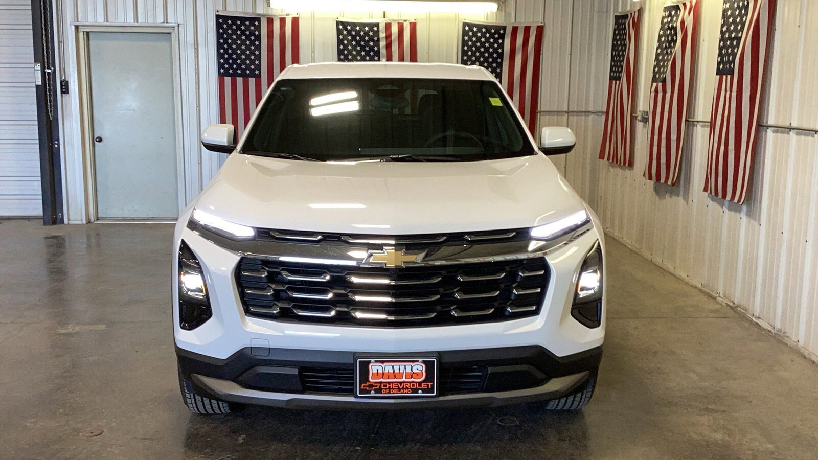 New 2026 Chevrolet Equinox LT AWD/4WD image 16