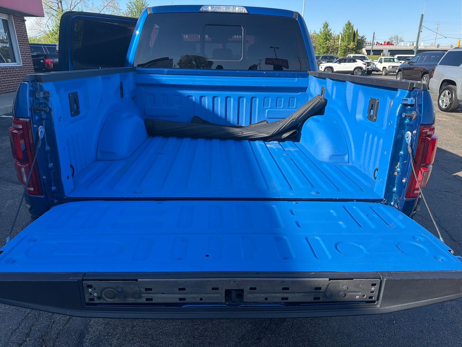 Used 2018 Ford F150 Raptor w/ Equipment Group 802A Luxury AWD/4WD image 25