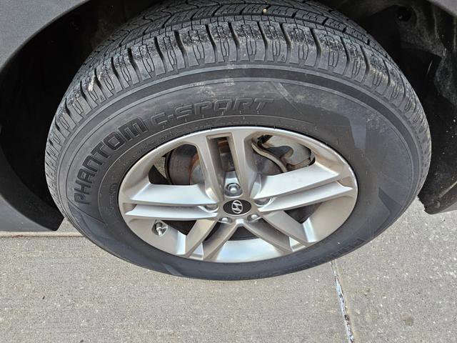 Used 2017 Hyundai Santa Fe Sport image 25