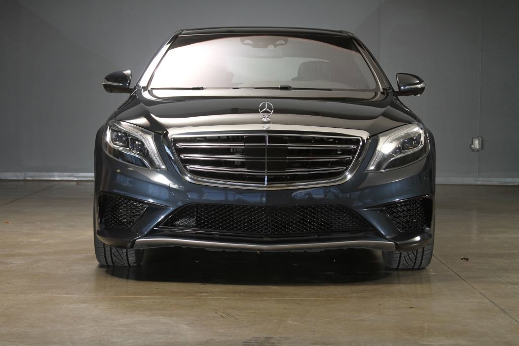 Used 2014 Mercedes-Benz S 63 AMG 4MATIC Sedan w/ Driver Assistance Package image 19