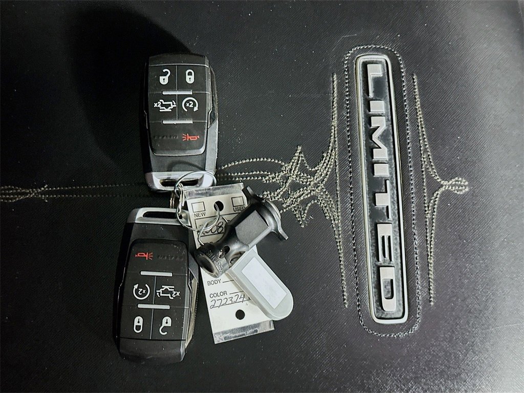 Used 2020 RAM 3500 Limited image 37