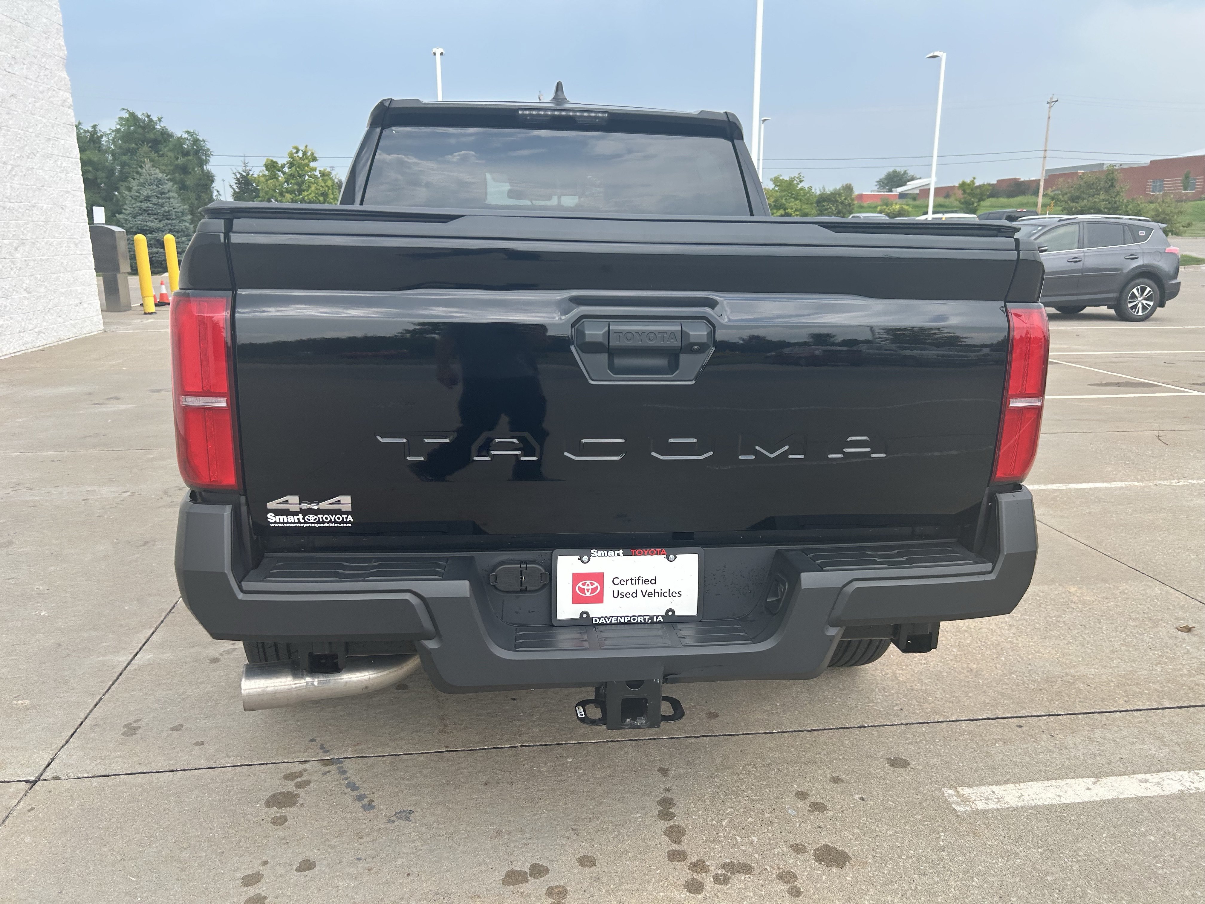 Certified 2025 Toyota Tacoma SR AWD/4WD image 5