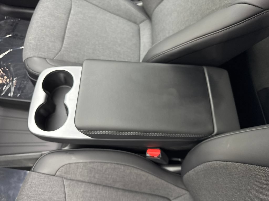 Used 2026 Tesla Model Y 2WD image 62