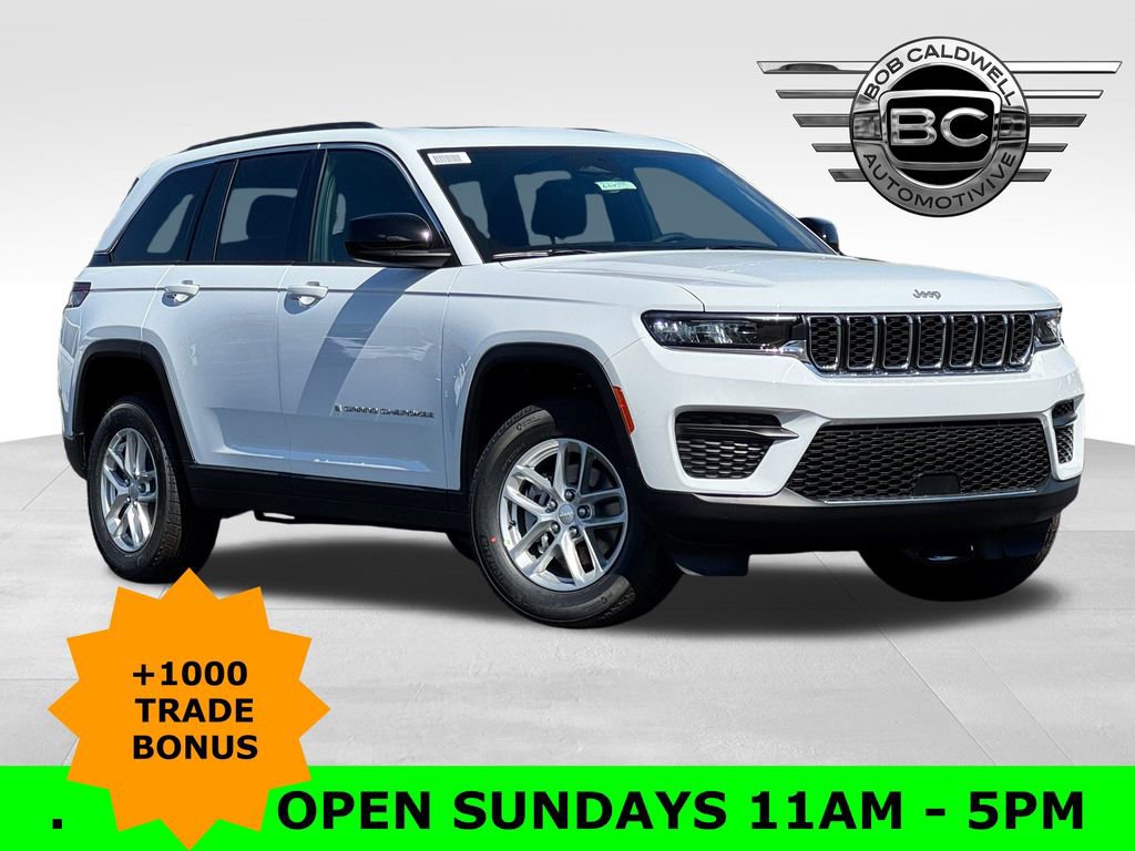 New 2026 Jeep Grand Cherokee Laredo X AWD/4WD image 1