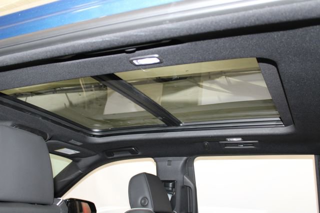 New 2026 Cadillac Escalade ESV Luxury w/ Touring Package image 9