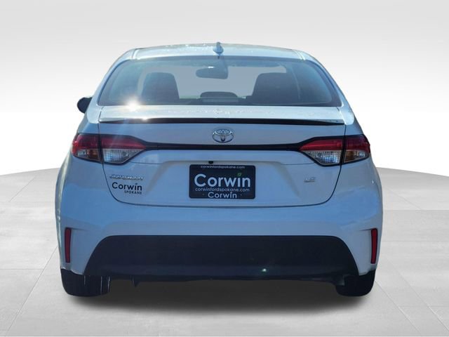 Used 2025 Toyota Corolla LE image 18