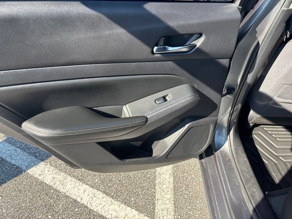 Used 2020 Nissan Altima 2.5 S FWD image 12