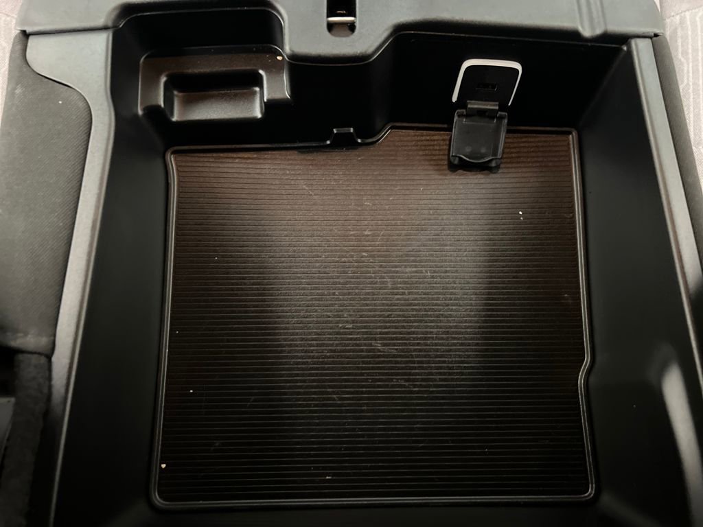 Used 2024 RAM 2500 Big Horn image 32