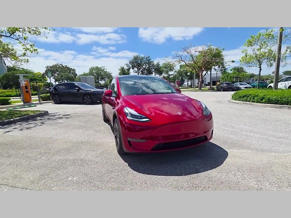 Used 2024 Tesla Model Y Long Range image 53