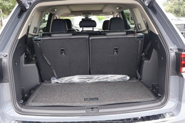 New 2026 Volkswagen Atlas SEL Premium R-Line image 17