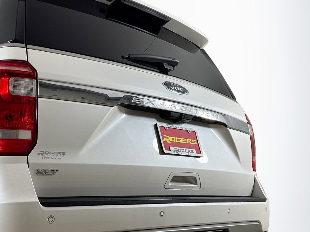 Used 2018 Ford Expedition XLT w/ Cargo Package image 22