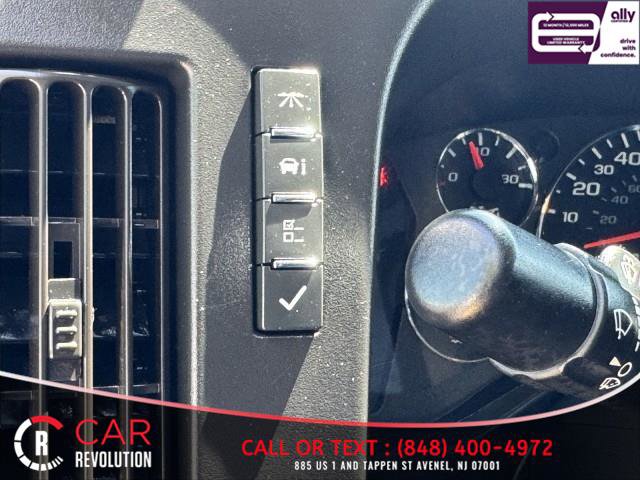 Used 2020 Chevrolet Express 3500 w/ Driver Convenience Package image 32