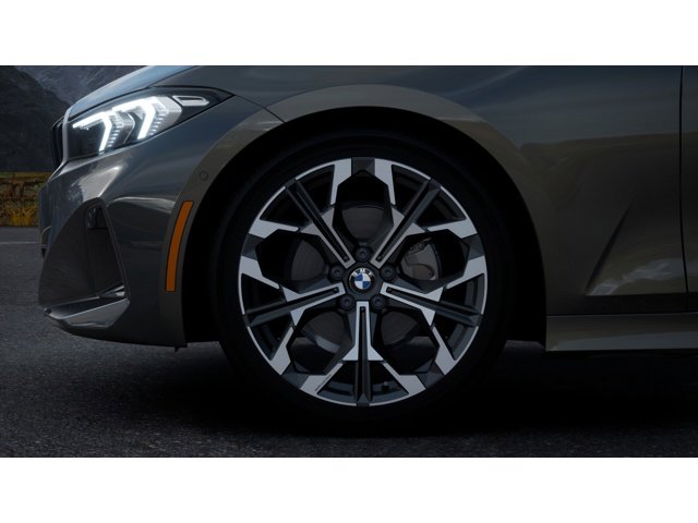 Used 2026 BMW 330i xDrive Sedan w/ Premium Package AWD/4WD image 7
