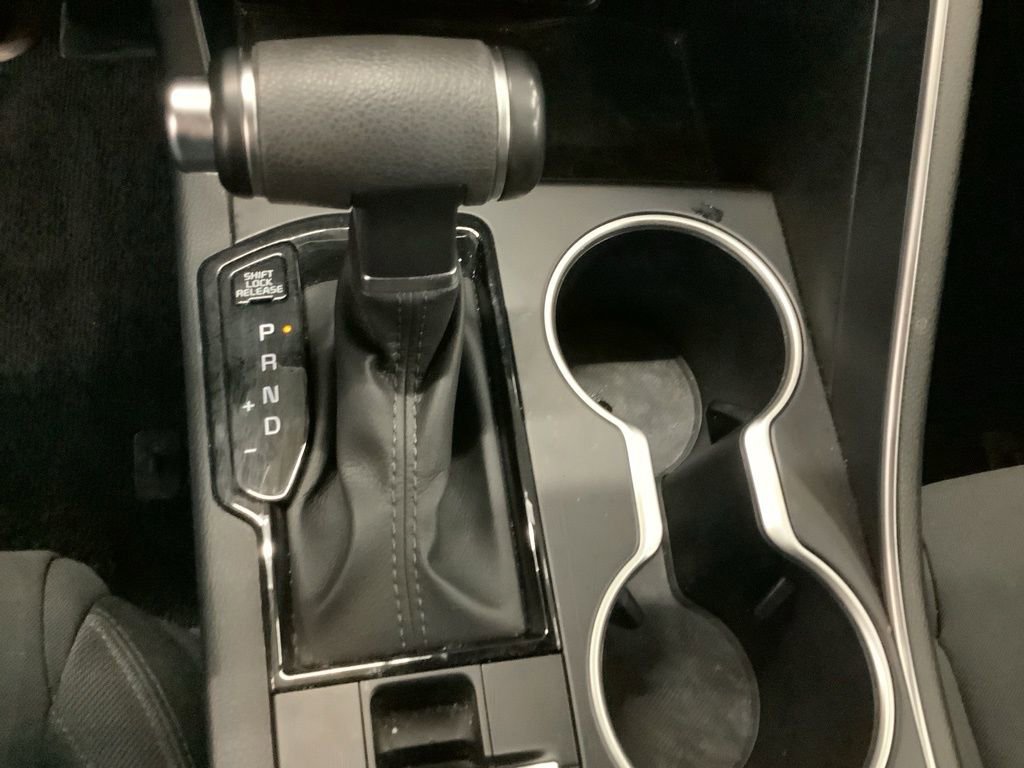 Used 2022 Kia K5 LXS image 10