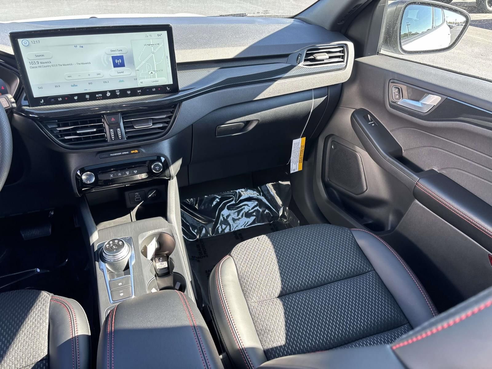 New 2026 Ford Escape ST-Line w/ Tech Pack #1 image 33