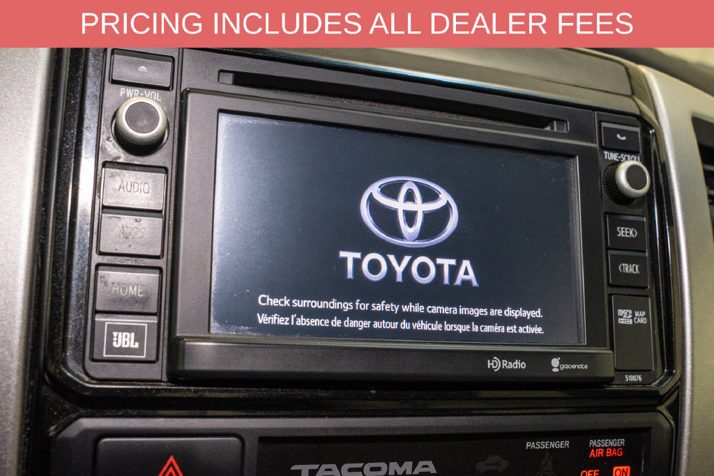 Used 2015 Toyota Tacoma 4x4 Double Cab w/ Limited Package image 12