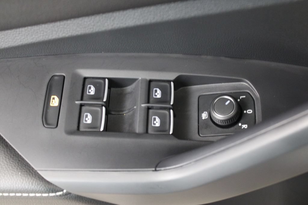Used 2026 Volkswagen Jetta S FWD image 16