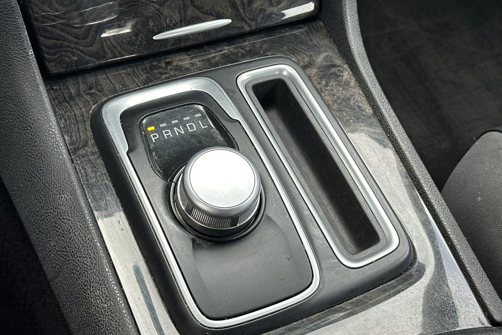 Used 2018 Chrysler 300 Limited image 27