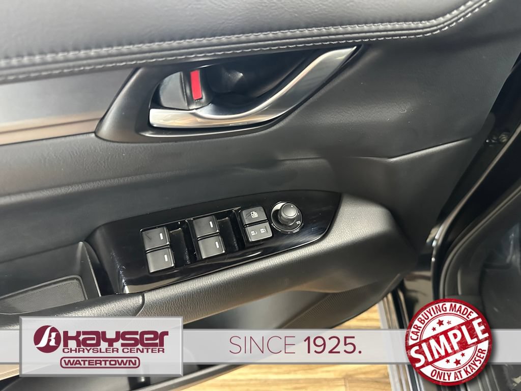 Used 2025 MAZDA CX-5 AWD 2.5 S w/ Select Package image 11