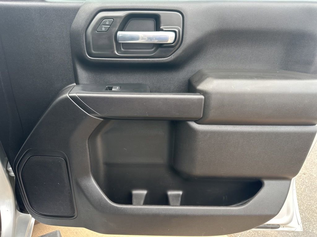 Used 2022 Chevrolet Silverado 2500 Custom w/ Custom Convenience Package image 26