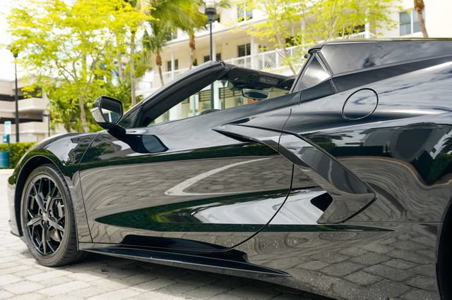Used 2020 Chevrolet Corvette Stingray Premium Conv w/ 3LT Preferred Equipment Group RWD image 19