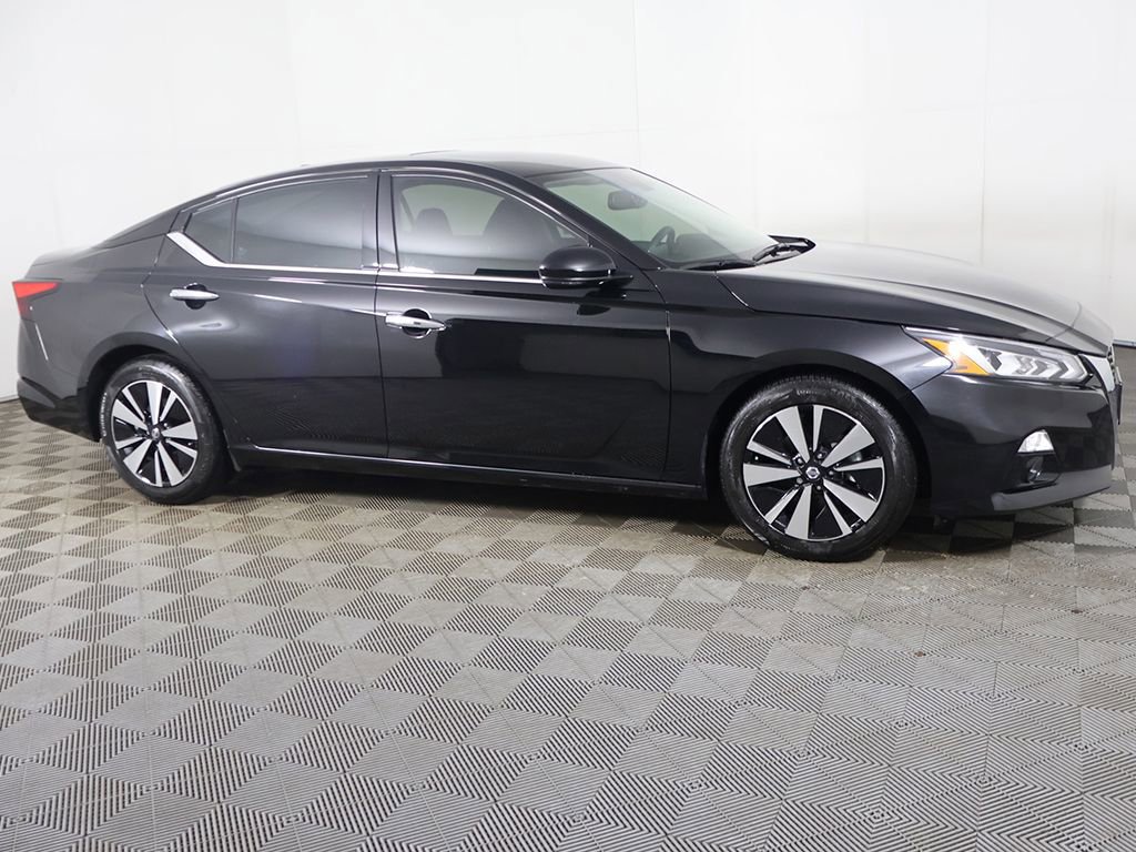 Used 2019 Nissan Altima 2.5 SV FWD image 19