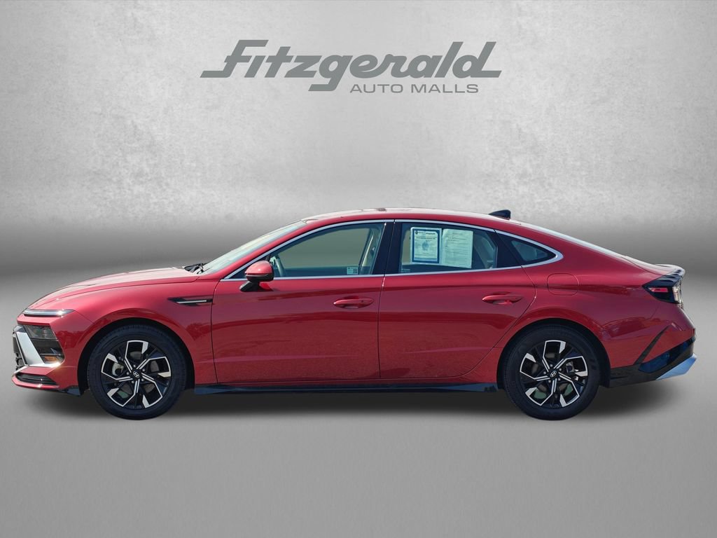 Used 2025 Hyundai Sonata SEL FWD image 4