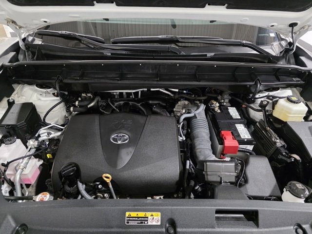Used 2022 Toyota Highlander XLE image 27