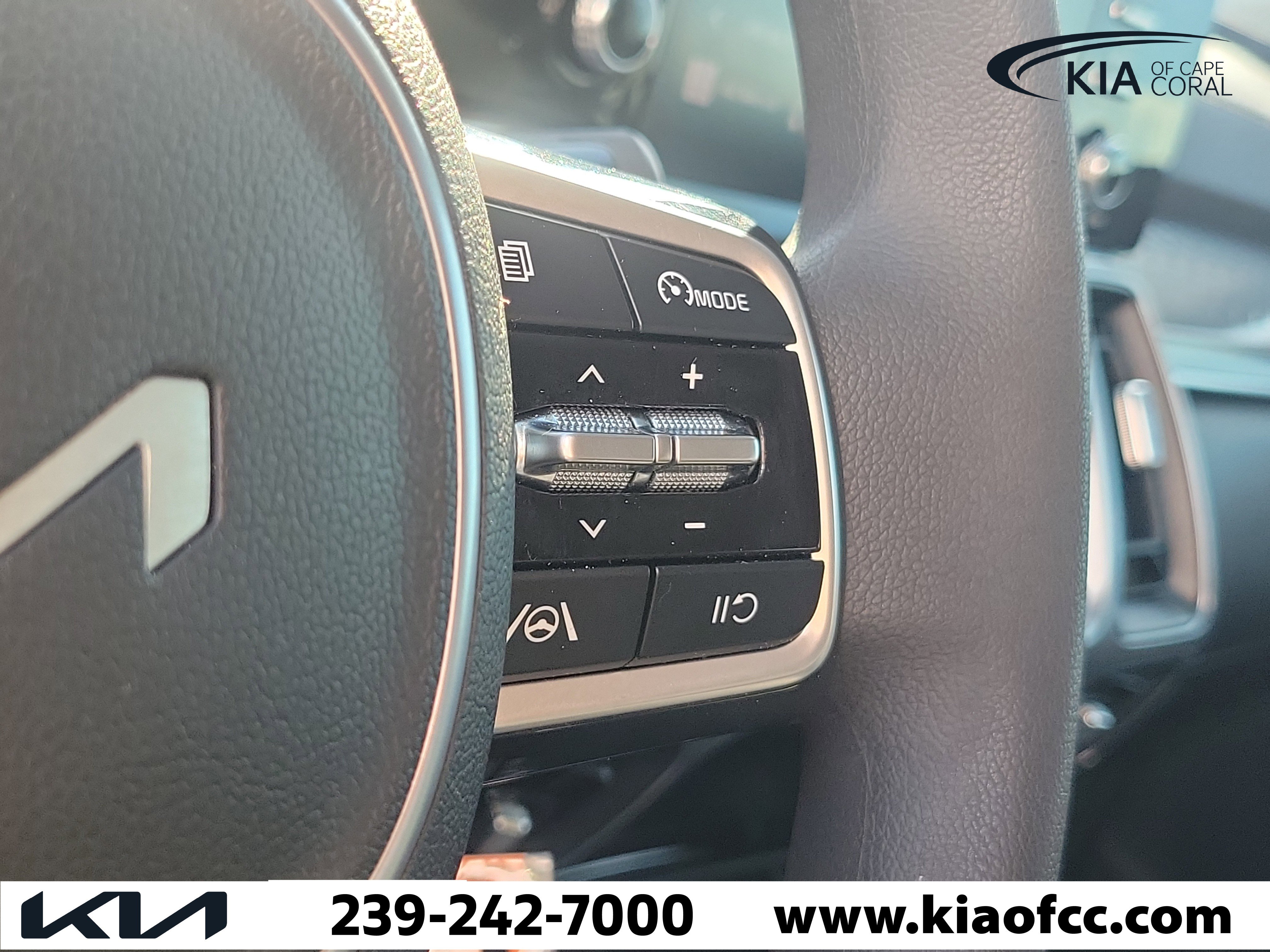 Certified 2023 Kia Sorento LX FWD image 27