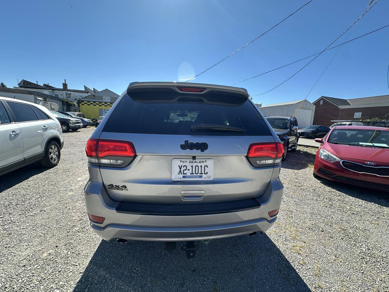 Used 2015 Jeep Grand Cherokee Altitude AWD/4WD image 5